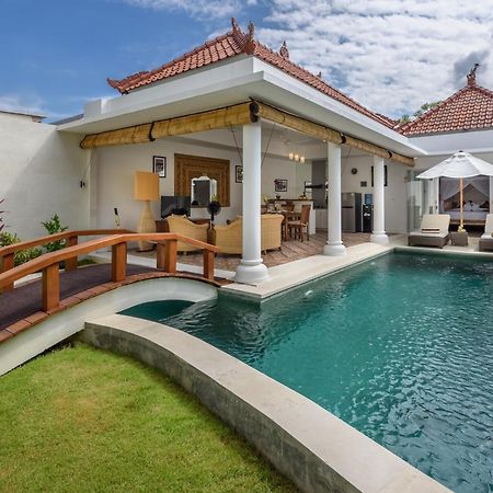 Hevea Villas Семиняк Екстериор снимка
