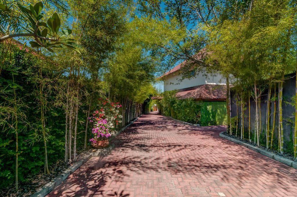 Hevea Villas Семиняк Екстериор снимка